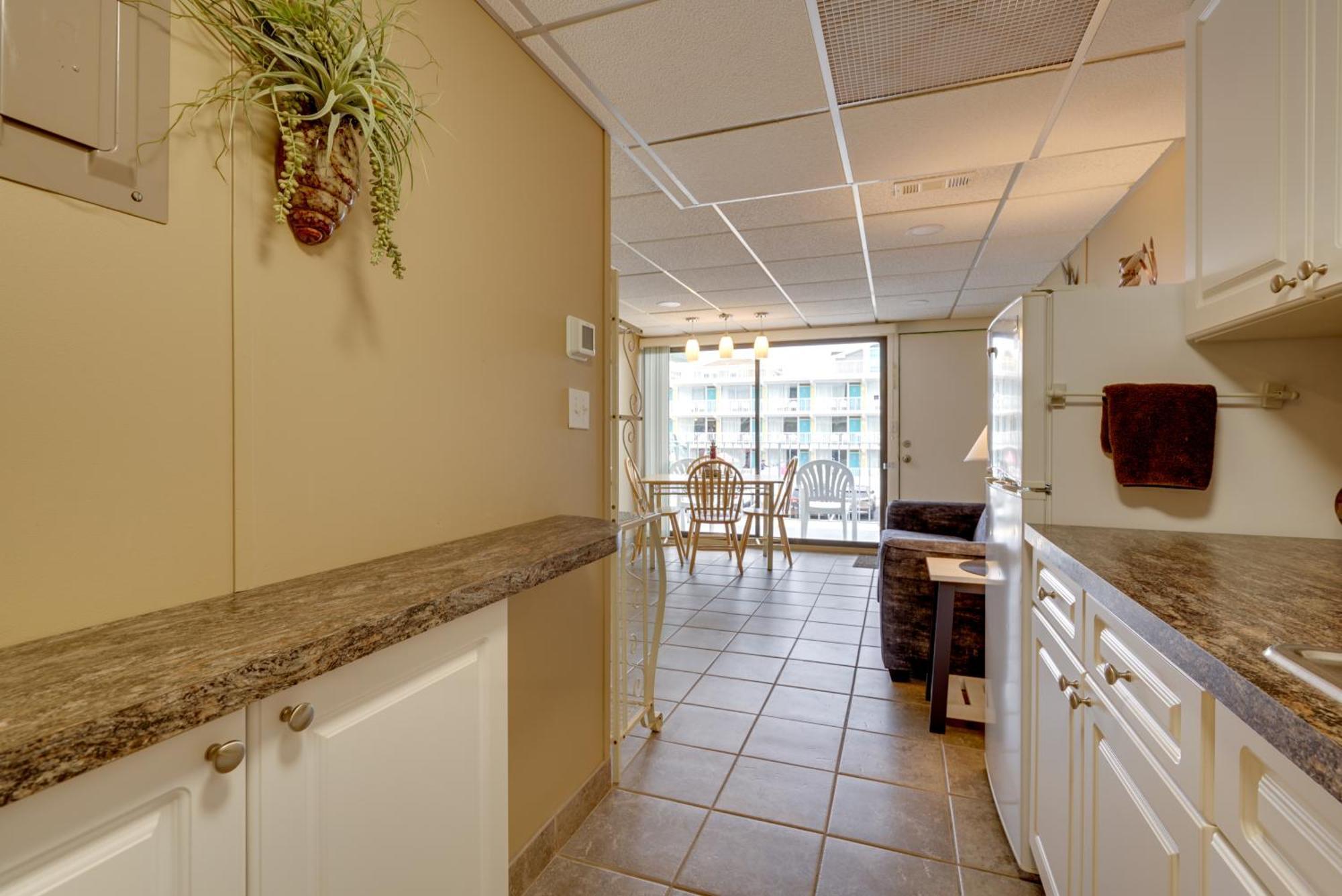Cozy Oceanfront Condo With Pool And Beach Access! Wildwood Crest Exterior photo